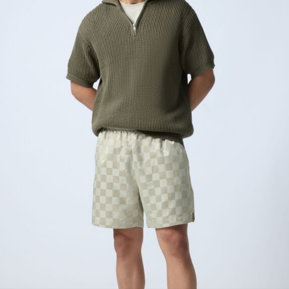 F21 Checked Drawstring Shorts - Picture 3 of 3